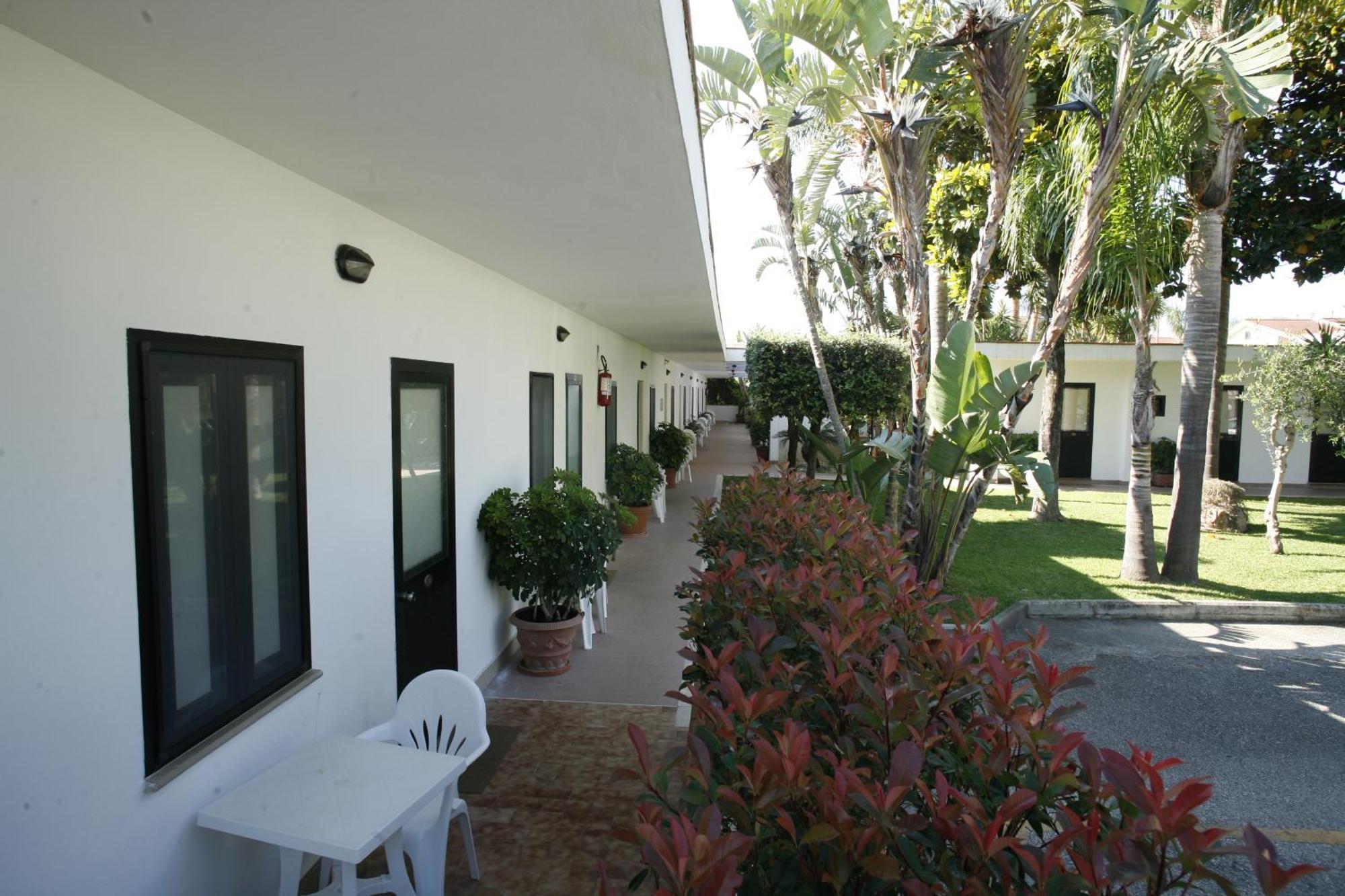 Hotel B&B Marina 卡帕乔-帕埃斯图姆 外观 照片